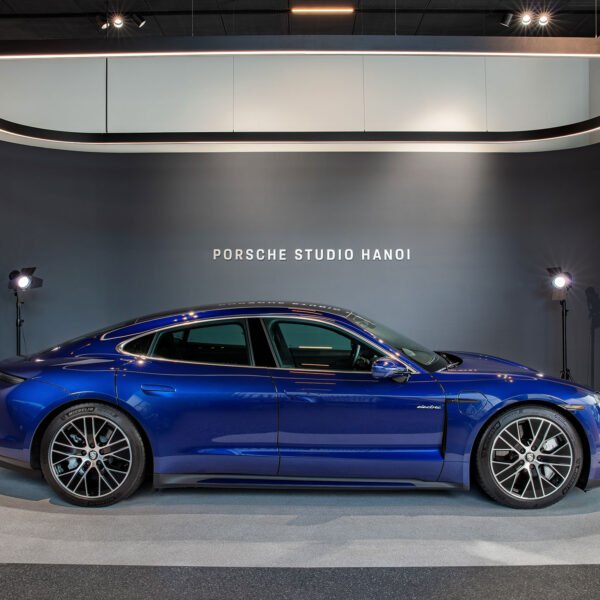 Porsche Studio2