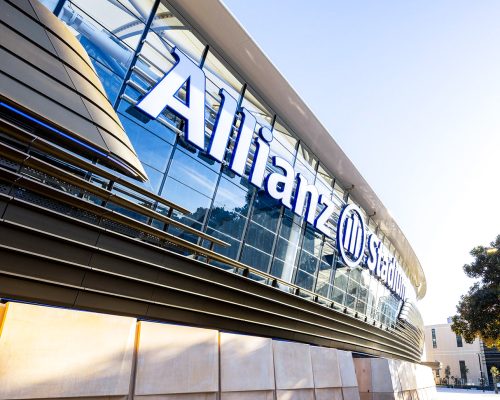 4)front of Allianz
